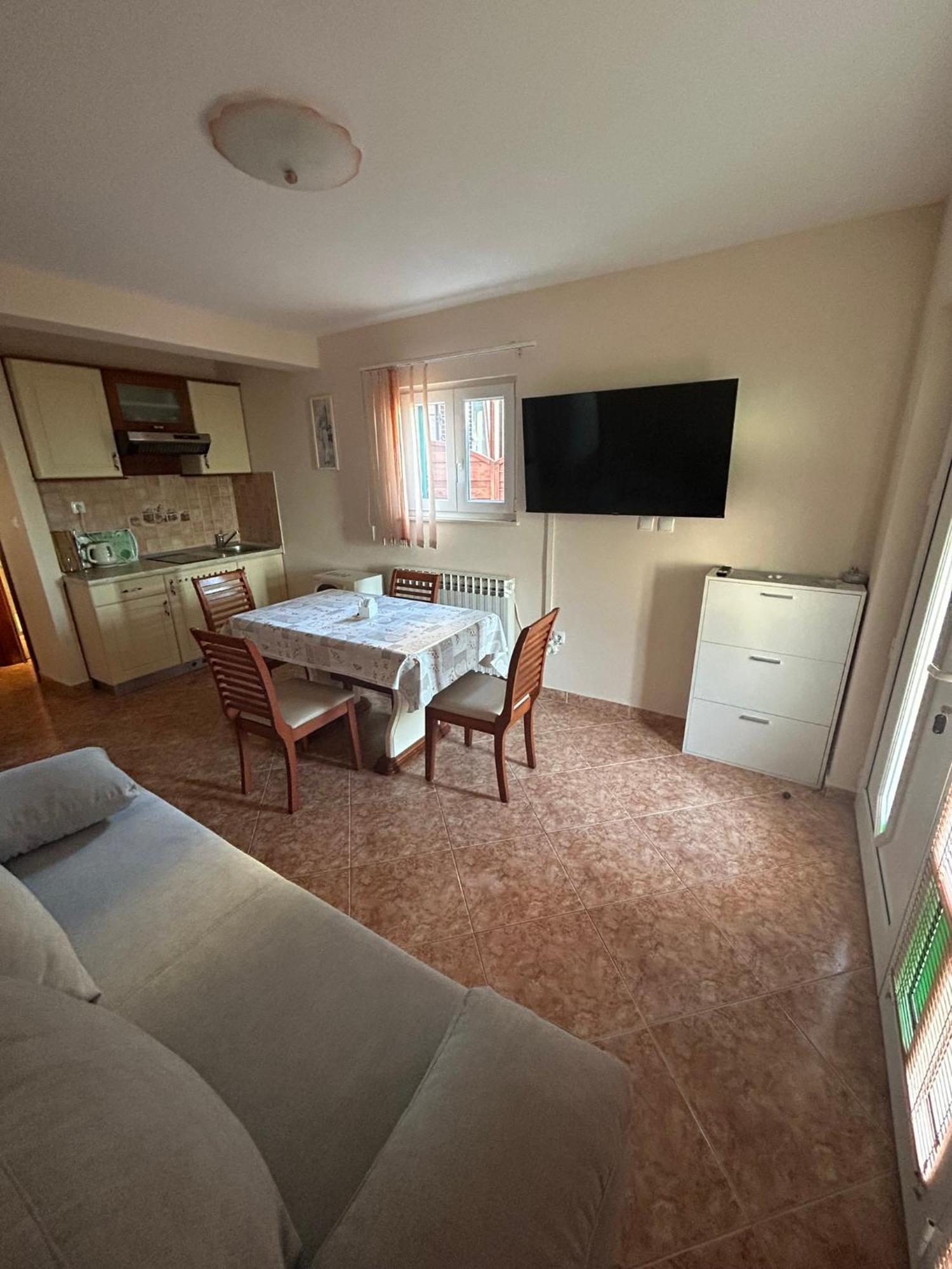 Apartman Strk Sukošan Екстериор снимка