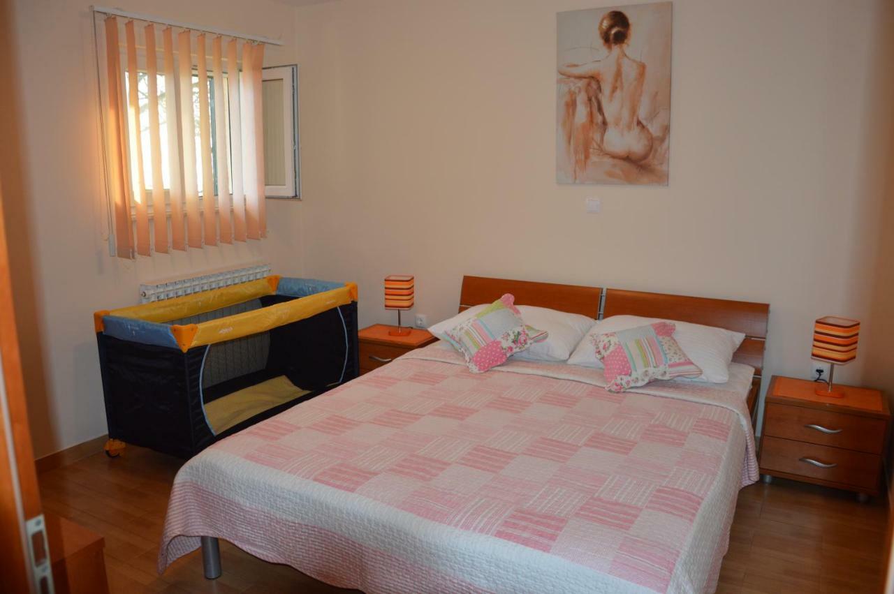 Apartman Strk Sukošan Екстериор снимка